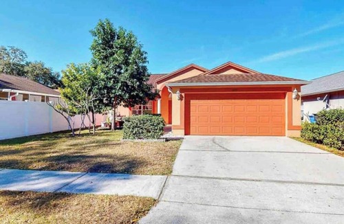 Citrus Park House | Relaxing 3 Bedroom Pool Home