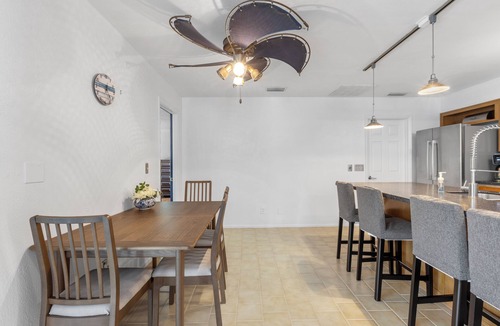 Clearwater House | Relaxing Coastal Comfort - Heated Pool
