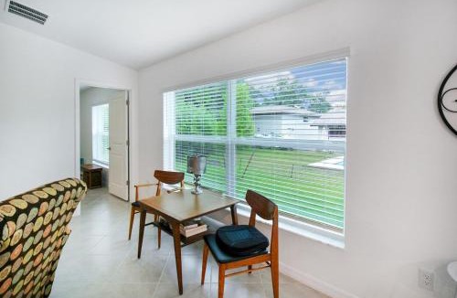 Port Charlotte House | Relaxing coastal home centrally located in Port Charlotte - Fireside Cottage