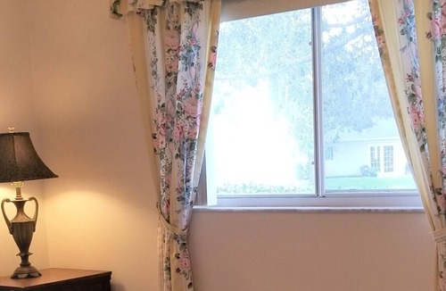 Westbrooke House | Relaxing Getaway