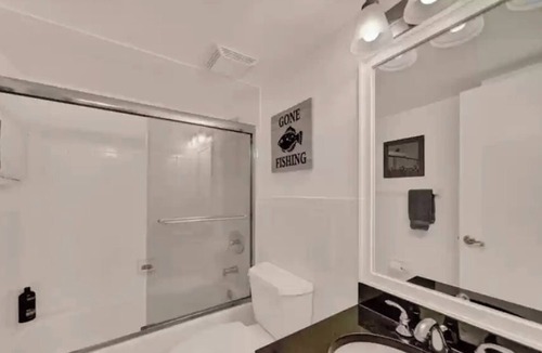 Hutchinson Island South Condo | Relaxing Ocean front condo