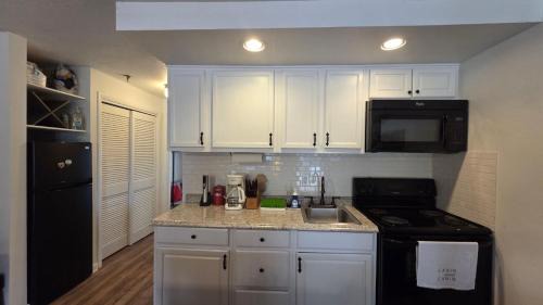 River Ranch Apartment | Remodeled Westgate Cottage Near Pool & Rodeo 316