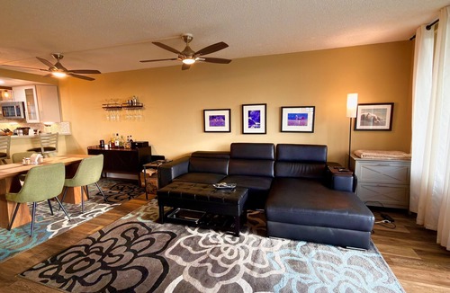 Survey Creek Condo | Renovated 3 bedroom 2 bath condo on the 8th floor overlooking the golf course.