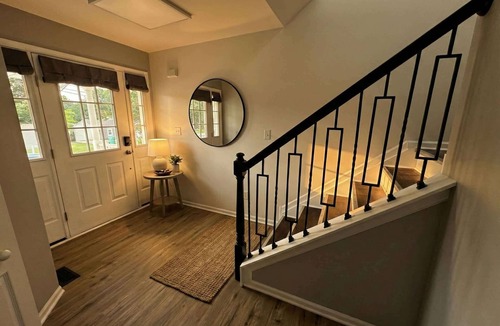 New Castle House | Renovated 3BR — King Suite, Laundry, Parking