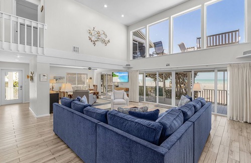 Captiva House | Renovated 6-Bedroom Beachfront Home with Ramp Access & Gulf Views