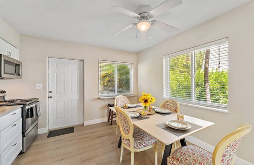 Singer Island House | Renovated Apt Steps From The Singer Island Beach