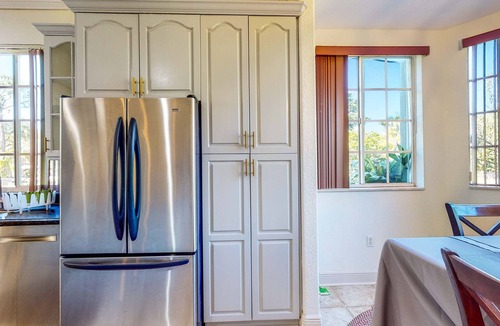 Loxahatchee House | Renovated Elegant Retreat - Fitness Rm - Work desk
