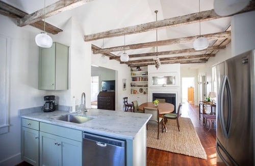Downtown House | Renovated historic cottage in downtown Beaufort, SC