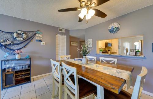 Trailer Estates House | Resort Retreat w/Pools! 6 Mi to Bradenton Beach