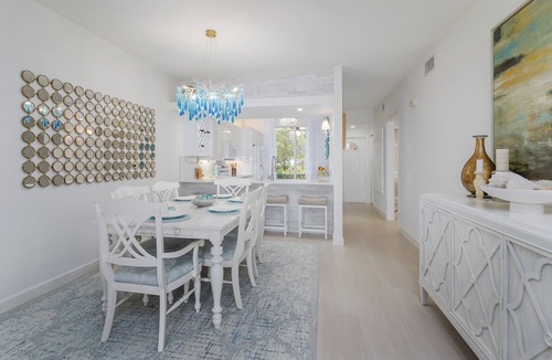 Naples Condo | Resort style 1st Floor Relaxing Coastal Escape Condo Fully remodeled 2BR/2BA