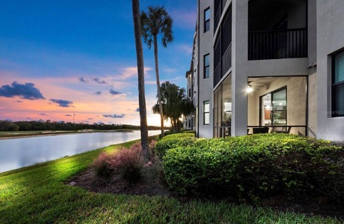 Lakewood Ranch Condo | Resort-style 1st Floor Condo in Lakewood National Golf Community-Lakewood Ranch!