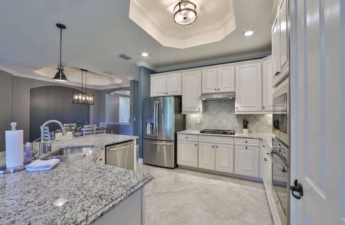 Lakewood Ranch House | Resort-Style Living at Lovely Lakewood - Heated Pool, Tennis, Golf Membership, Fitness Center & Spa!