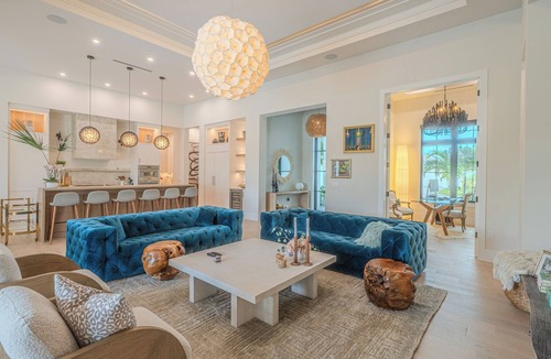 Naples Park House | Resort-Style Luxury Home