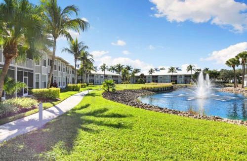 Naples House | Resort-Style Naples Getaway in Lely Resort