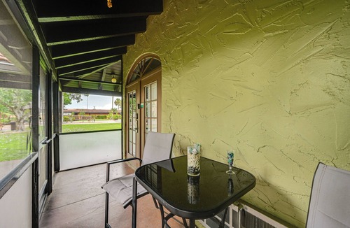 Naples Apartment | Resort-Style Naples Studio w/Marina Access!