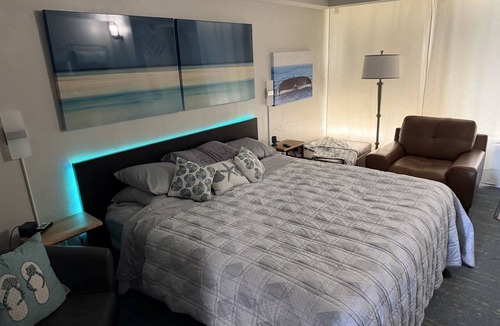Ortona Park Resort | Resort with 1 bedroom and AC in serene Daytona Beach. Views that can't be beat.