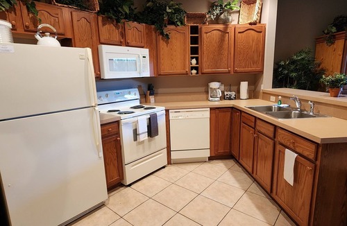 Port Saint Lucie Villa | Right Direction Rentals 2 Bedroom Villa 8403