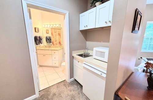 Port Saint Lucie Villa | Right Direction Rentals 2 Bedroom Villa 8249