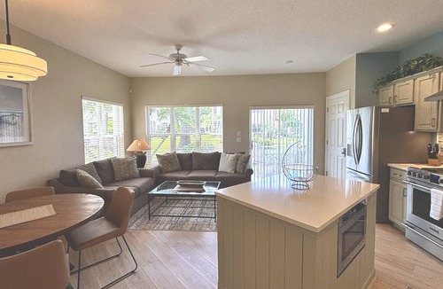 Port Saint Lucie Villa | Right Direction Rentals 2 Bedroom Villa 9981
