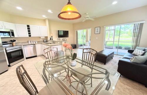 Port Saint Lucie Villa | Right Direction Rentals 2 Bedroom Villa 8332