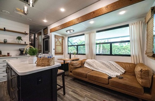 Tropic House | Riverfront Modern RV Stylish Coastal Getaway