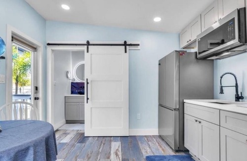 North Fort Myers House | River’s Edge Retreat N Ft Myers