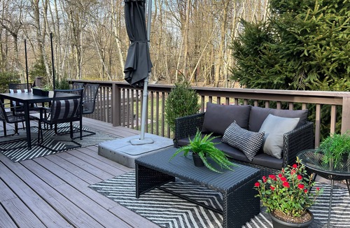 Albrightsville Cabin | Romantic cozy cabin w/hot tub, fireplace, safe