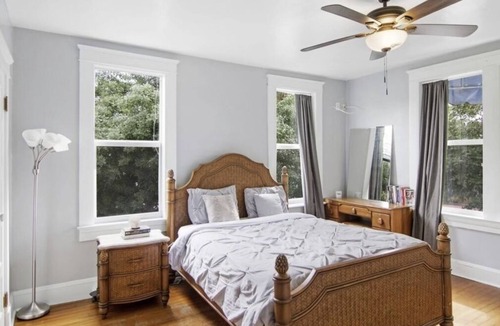 Providencia Park Cottage | Room B, right in the action of West Palm Beach!