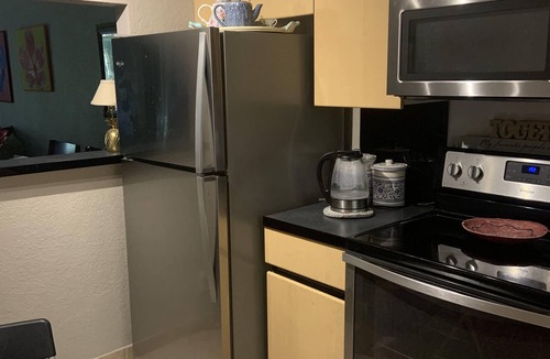 Florida Gardens Condo | Roomy 1st floor condo