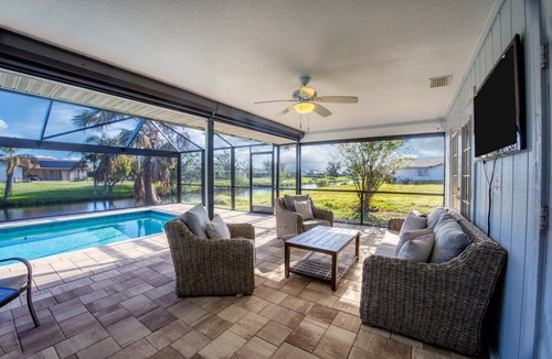 Pebble Beach House | Rotunda West Canal - P820941