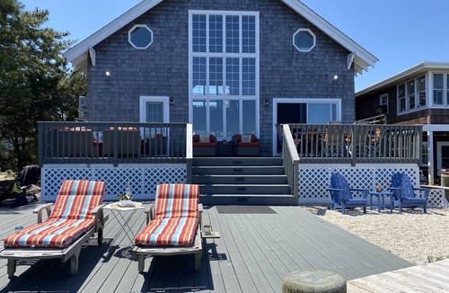 Harvey Cedars House | Rustic Elegance on the Cove- nPremier Location-Fully Remodeled Historical Homenn