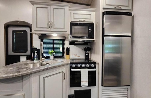 River Ranch Apartment | RV Rental at River Ranch, 2Bed/2Ba! 251