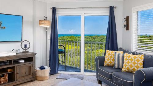 Tavernier House | Saltair Loft Ocean Pointe 2 BR 2 BA 1411