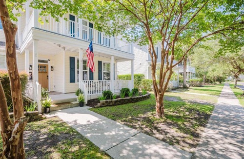 Bluffton House | Saltee Cove Coastal Getaway - Charming 3 Bedroom/25 Bath Lowcountry Cottage
