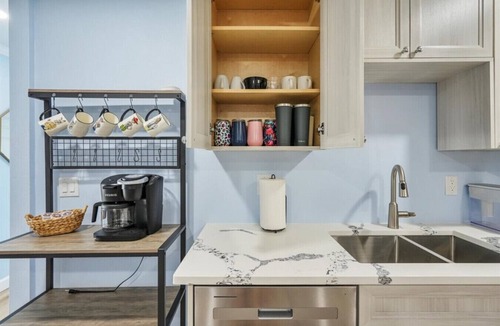 Indian Harbour Beach House | Saltwater Haven: 3bd+Dog Friendly+Bckyrd