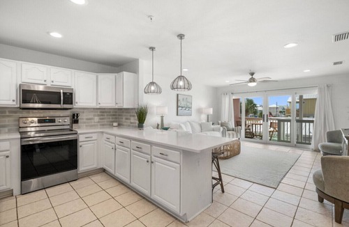 Mexico Beach House | Sand Buckets Unit B, Ocean View Beach Townhouse