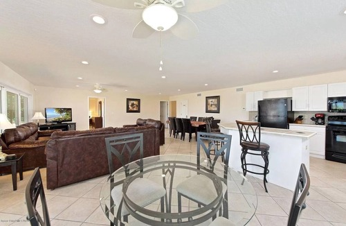Woodland Estates House | Sandy Shore Pearl-Atlantic Ocean in your backyard, Fully Licensed & City Water!