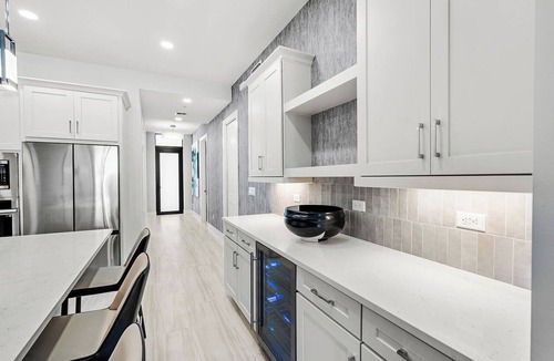 Melbourne Beach Condo | Sandy Solace | Stylish Ocean View Condo w/Balcony, Premium LR/DR & Huge Master
