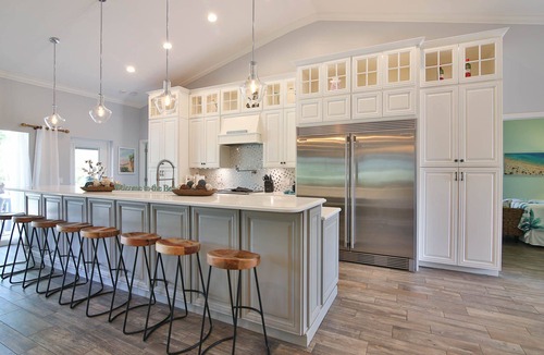 Bradenton House | Sandy Toes - Luxury Awaits! 2 Min Walk to Palma Sola Bay, 10 Min Drive to AMI