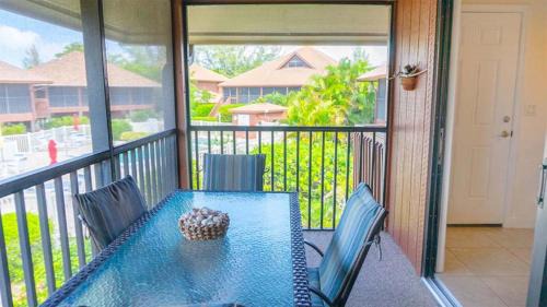Sanibel House | Sanibel Island retreat with private beach
