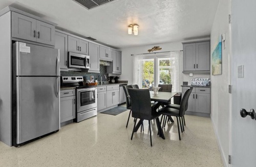 Sanibel Cottage | Sanibel Shores B1: A delightful cottage in charming Sanibel