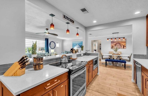 Sarasota Springs House | Sapphire Cove | Private Heated Pool + Hot Tub