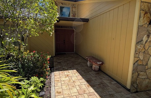Sarasota House | Sarasota Pool Home Near UTC & Beaches + Hot Tub + Lakefront Patio