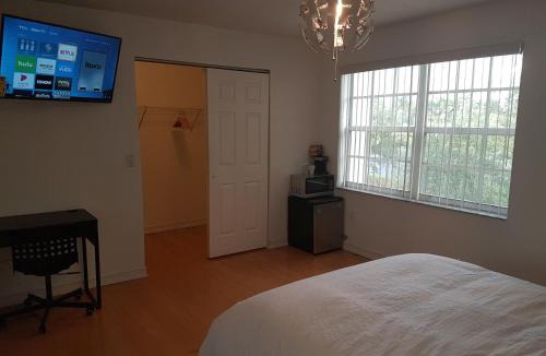 Sunrise House | Sawgrass