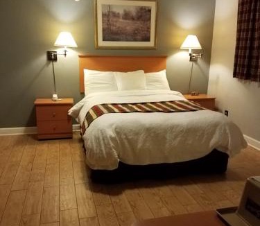 Okeechobee Hotel | Scottish Inn - Okeechobee