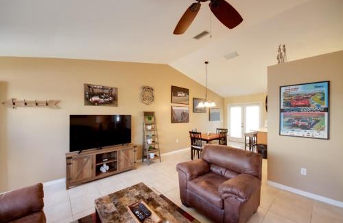Highland House | Screened Porch + Pool Access: Cozy Sebring Condo