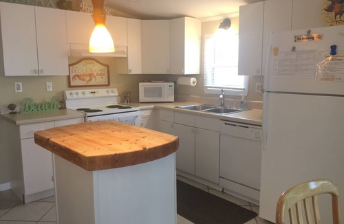 Cudjoe Key Cottage | Sea Breeze Cottage - Venture Out Unit 066