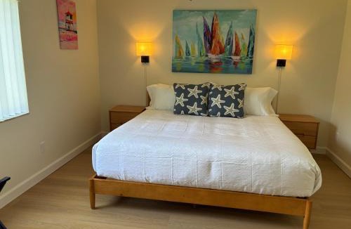 Edgewater Hotel | Sea Breeze Inn