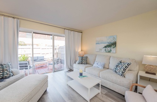 Indian Harbour Beach House | Sea Breeze Hideaway