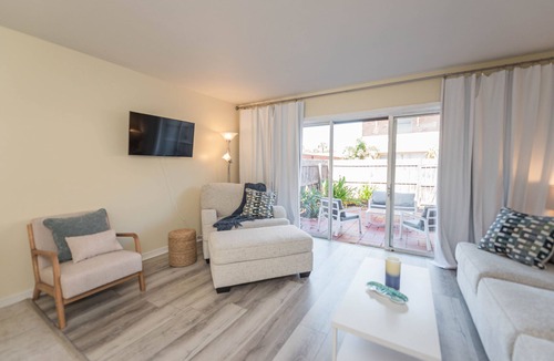 Indian Harbour Beach House | Sea Breeze Hideaway